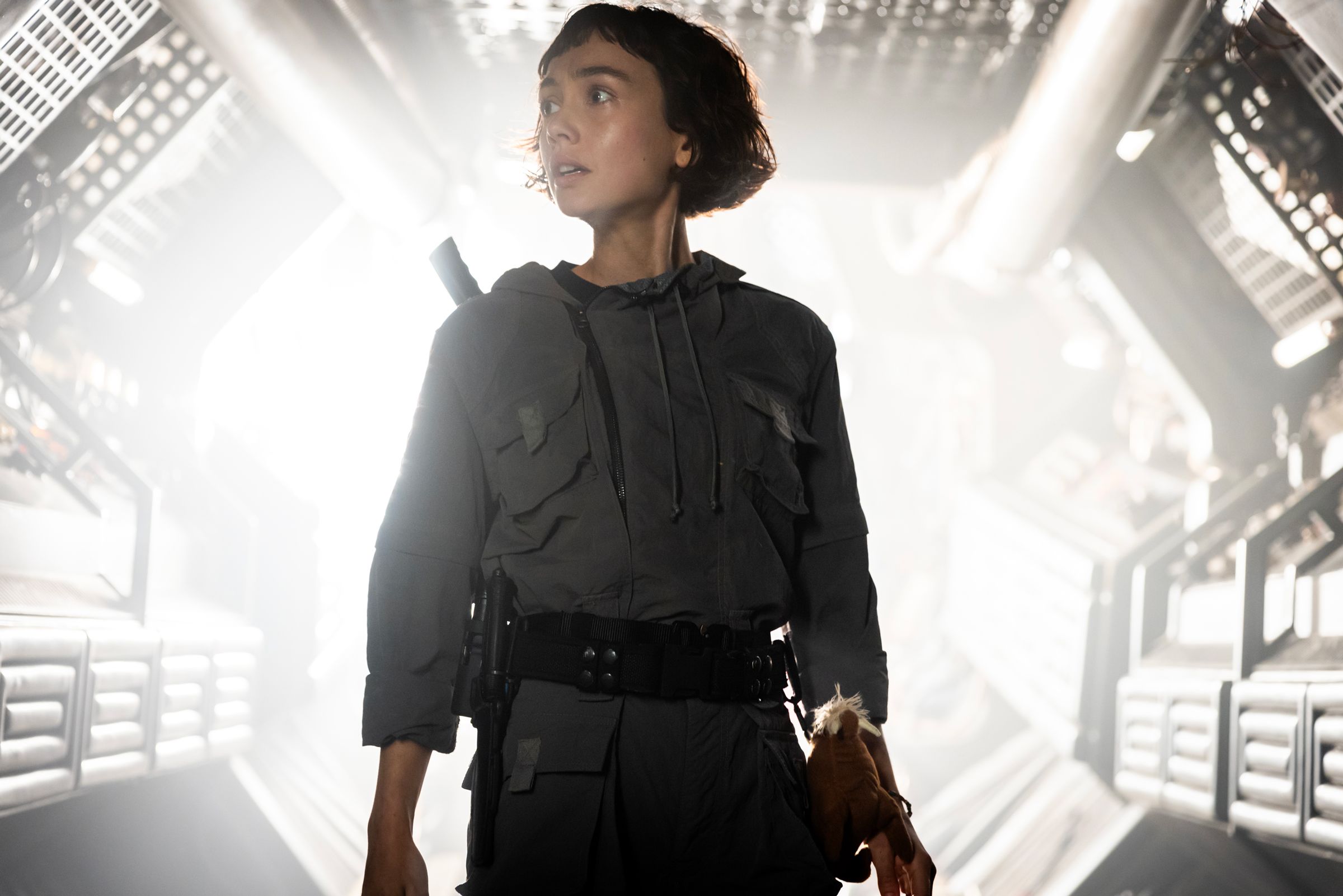 In ‘Alien: Earth’, the Future Is a Corporate Hellscape